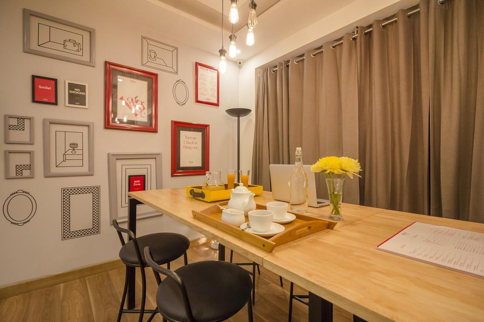 Townhouse Golden Frame Hotel Ghaziabad Exterior photo
